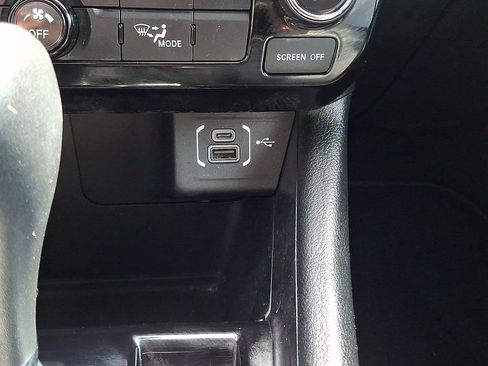 Used 2022 Jeep Compass Latitude AWD/4WD image 23