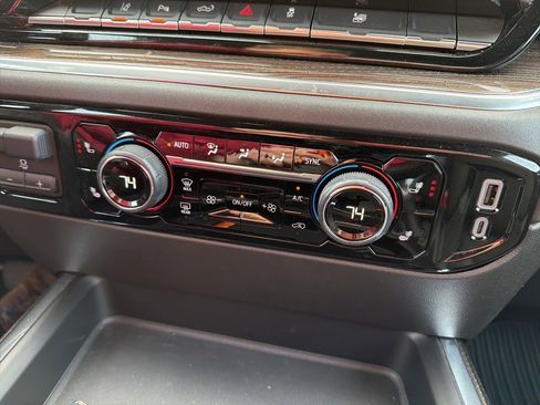 Certified 2024 Chevrolet Silverado 2500 LT w/ All Star Edition image 17