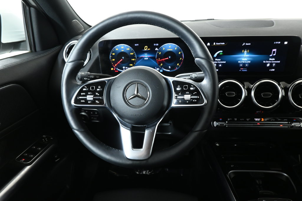 Certified 2023 Mercedes-Benz GLA 250 4MATIC image 18