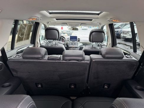 Used 2018 Mercedes-Benz GLS 550 4MATIC image 23