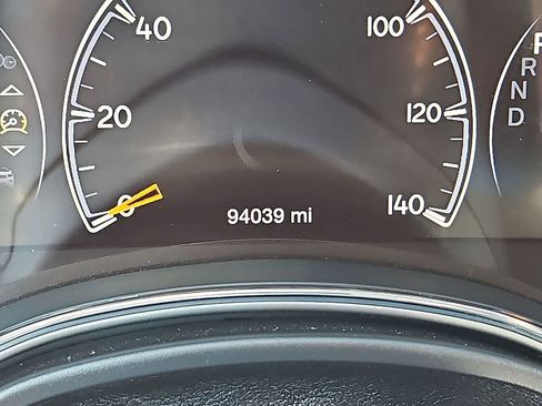 Used 2018 Jeep Grand Cherokee Limited AWD/4WD image 18