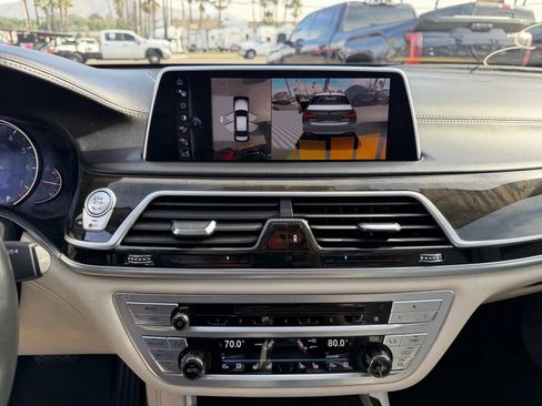 Used 2016 BMW 740i RWD image 21