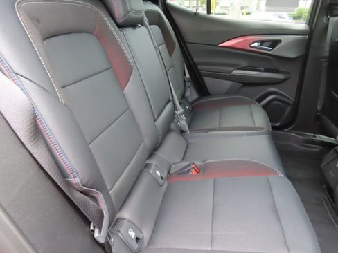 Used 2025 Chevrolet Equinox EV RS w/ Convenience Package II AWD/4WD image 39
