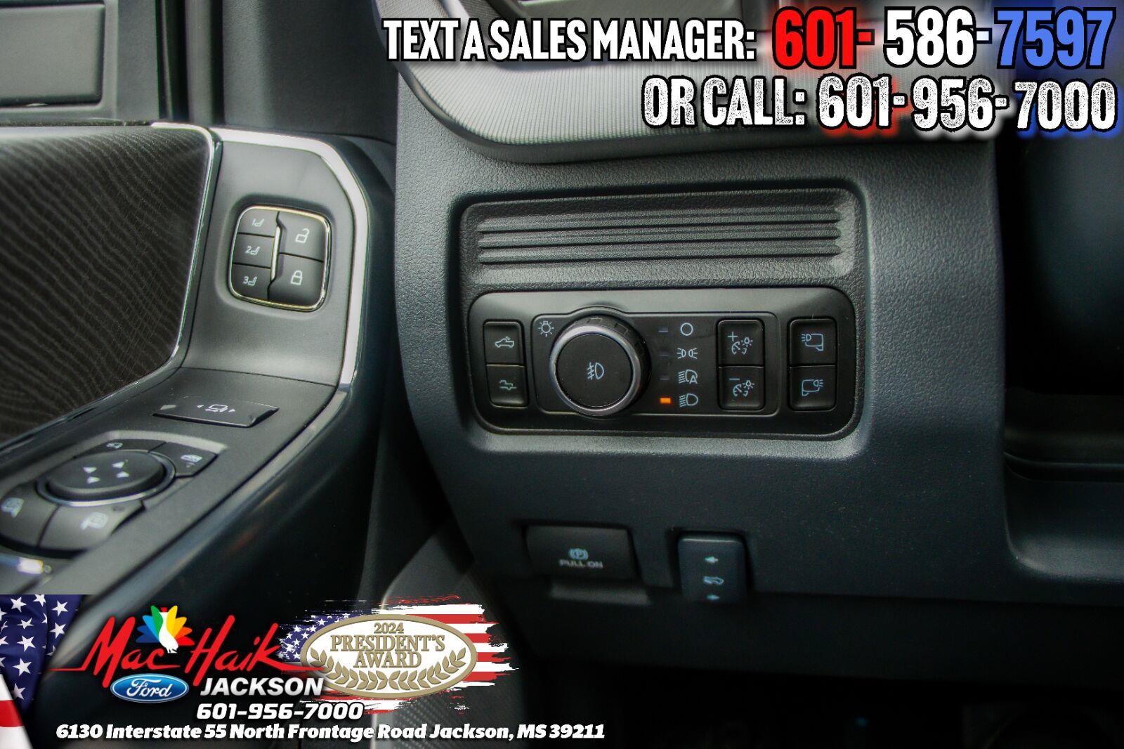 Used 2026 Ford F250 Platinum w/ FX4 Off-Road Package AWD/4WD image 19