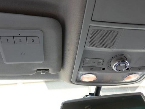 Used 2013 Volkswagen Passat TDI SEL Premium image 69