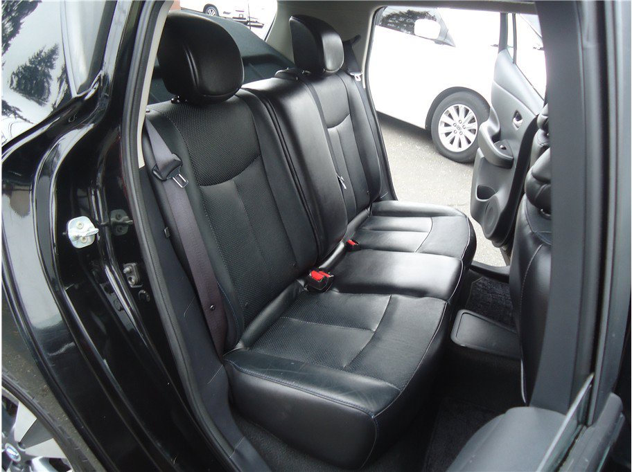 Used 2013 Nissan Leaf SL w/ Premium Pkg FWD image 13