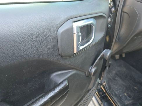 Used 2021 Jeep Wrangler Unlimited Sport image 11