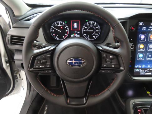 Certified 2025 Subaru Crosstrek 2.5i Limited w/ Crosstrek Mirror Package image 17
