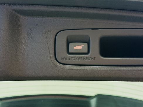 Used 2025 Honda CR-V EX-L image 29