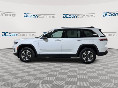 Used 2025 Jeep Grand Cherokee Limited 4xe image 5