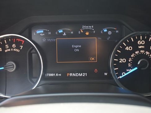 Used 2016 Ford F150 Lariat w/ Equipment Group 502A Luxury AWD/4WD image 25