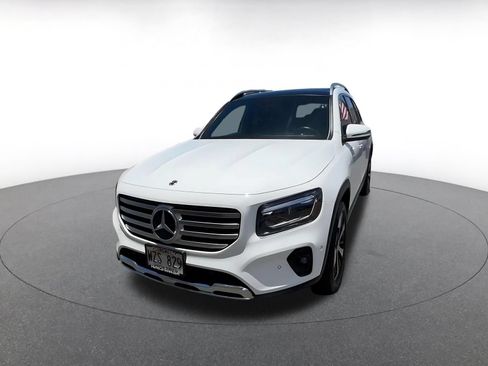 Used 2025 Mercedes-Benz GLB 250 4MATIC image 7