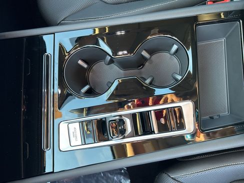 New 2026 Volkswagen Atlas SE image 19