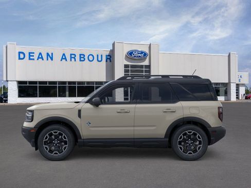 New 2025 Ford Bronco Sport Outer Banks w/ Outer Banks Tech Package+ AWD/4WD image 3