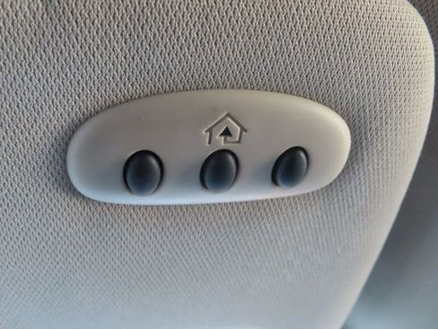 Used 2017 Lincoln MKX Select w/ Lincoln MKX Climate Package image 39