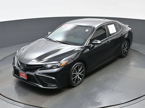 Used 2024 Toyota Camry SE FWD image 36