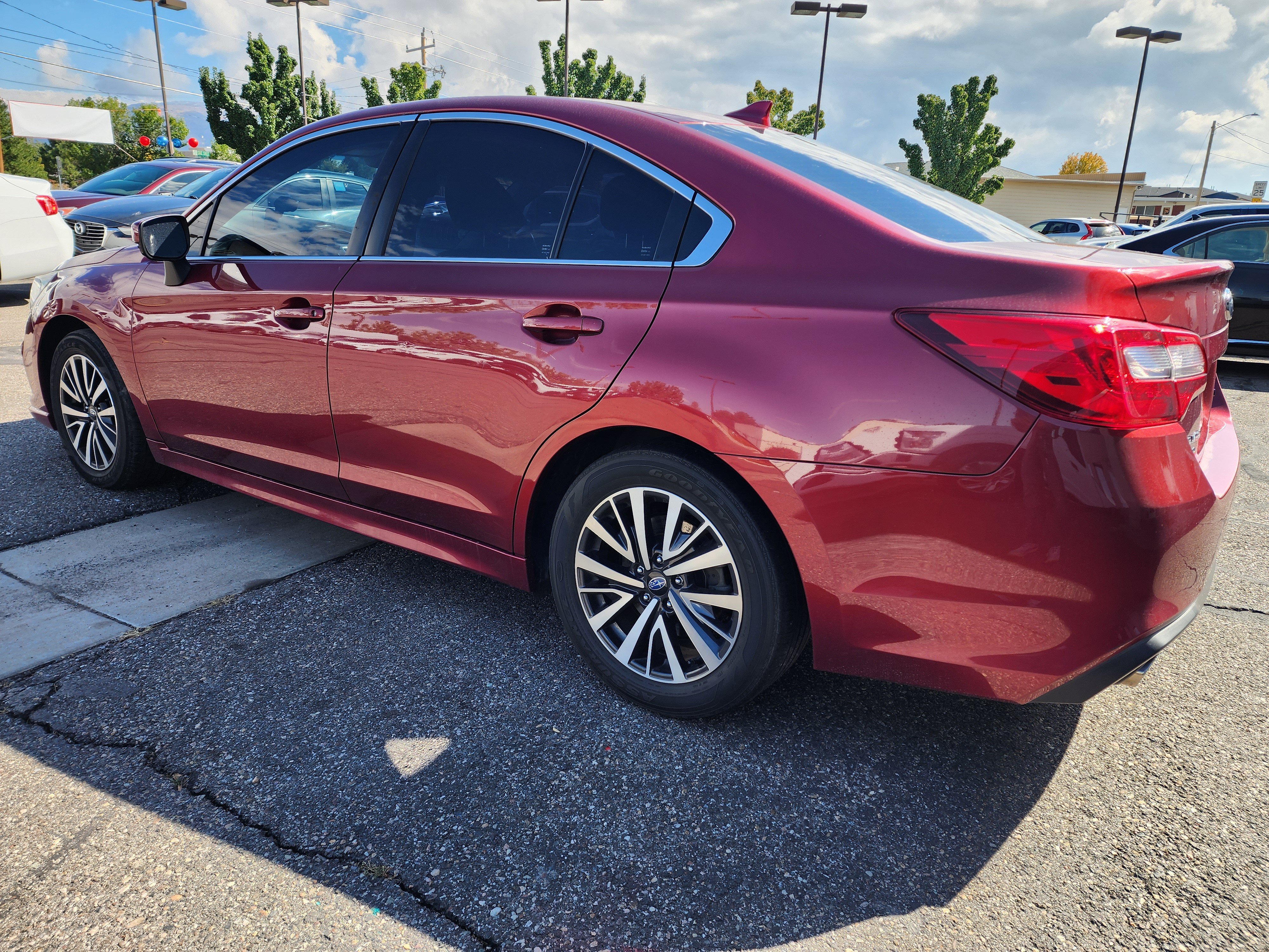 Used 2019 Subaru Legacy 2.5i Premium AWD/4WD image 4