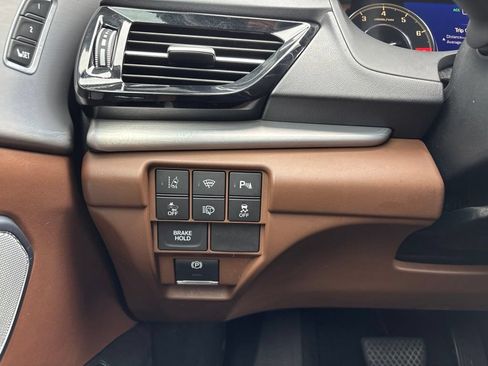 Used 2019 Acura RDX w/ Advance Package AWD/4WD image 40