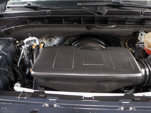 Used 2021 GMC Yukon Denali w/ Denali Premium Package image 37