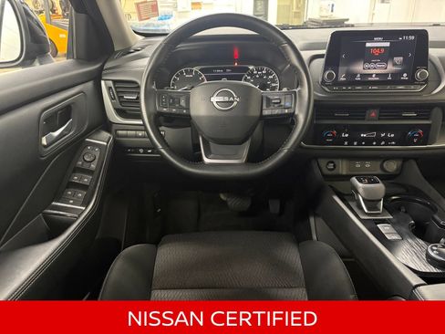 Certified 2025 Nissan Rogue SV AWD/4WD image 16