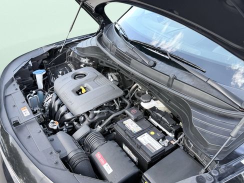 Used 2022 Kia Soul LX w/ Technology Package image 16