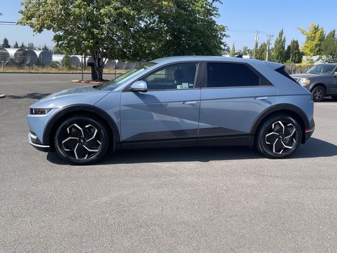 Used 2024 Hyundai Ioniq 5 SEL RWD image 2