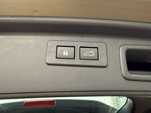 Certified 2023 Subaru Forester Premium image 35