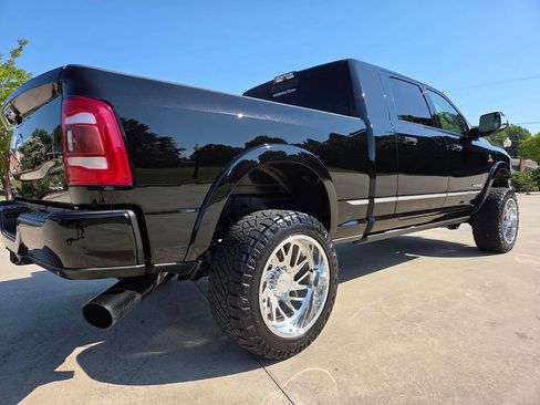 Used 2019 RAM 2500 Limited AWD/4WD image 6