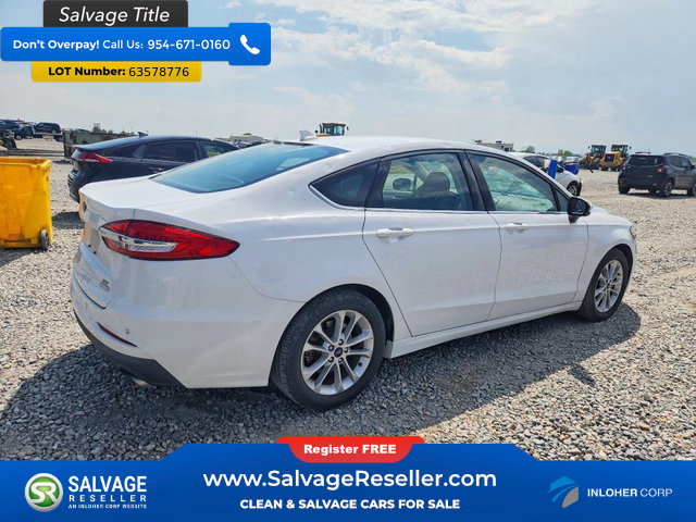 Used 2020 Ford Fusion SE FWD image 4