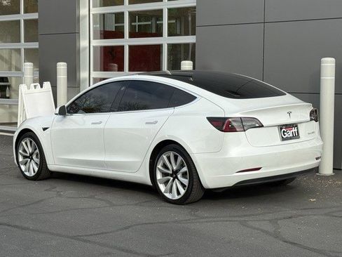 Used 2020 Tesla Model 3 Performance image 5