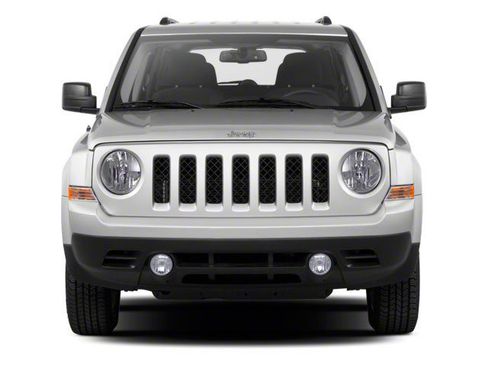 Used 2013 Jeep Patriot Latitude w/ Sun/Sound Group image 7
