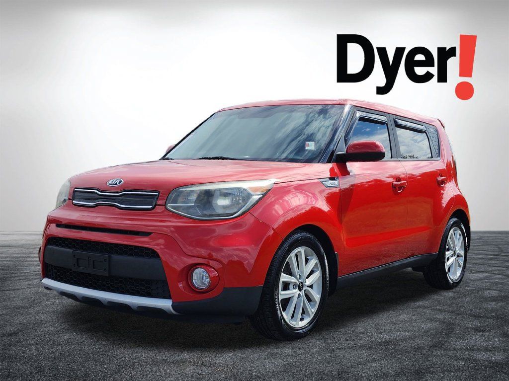 Used 2017 Kia Soul + FWD image 8
