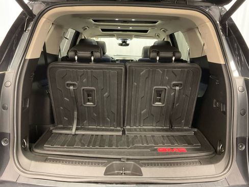 Used 2021 GMC Acadia Denali w/ Denali Ultimate Package image 38