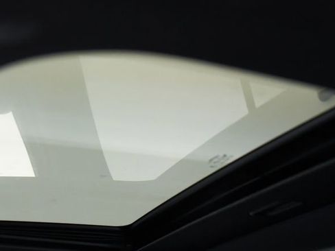 Used 2023 Jeep Grand Cherokee Altitude image 4