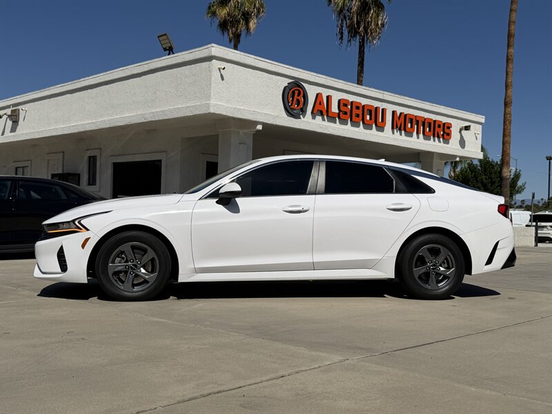 Used 2022 Kia K5 LXS FWD image 2