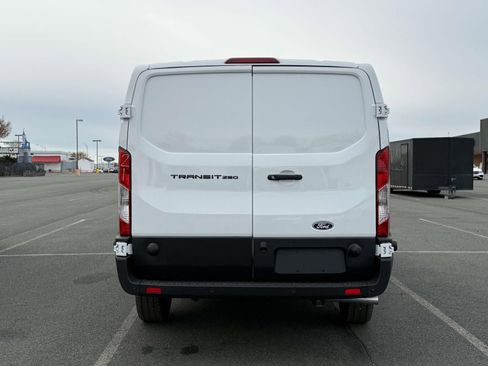 New 2026 Ford Transit 250 Low Roof w/ Load Area Protection Package RWD image 4
