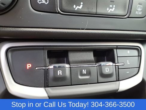 Used 2023 GMC Terrain SLE w/ Elevation Edition AWD/4WD image 24