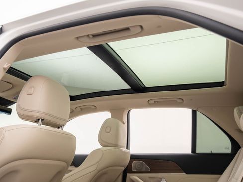 New 2026 Mercedes-Benz GLE 450 4MATIC image 18