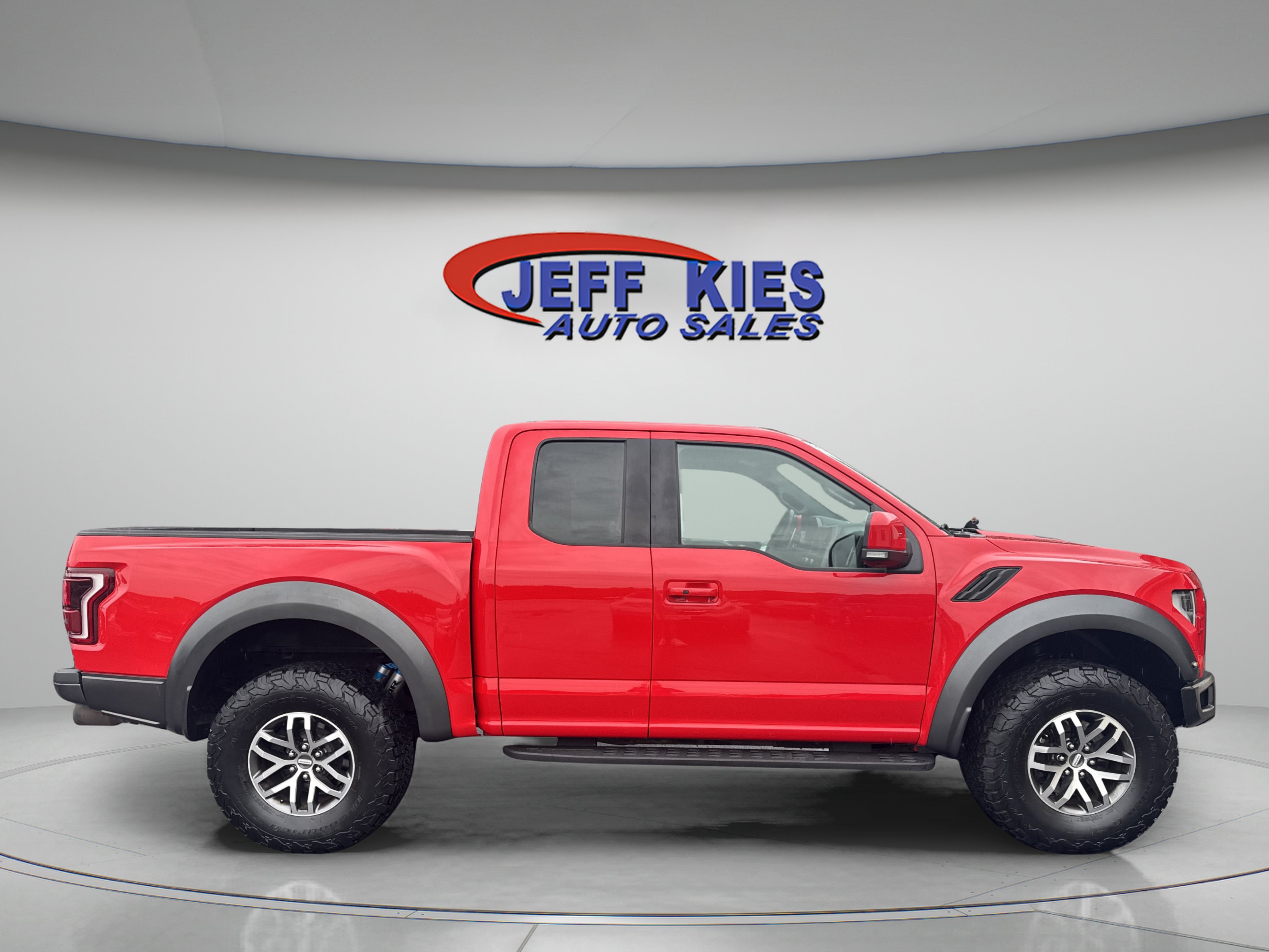 Used 2018 Ford F150 Raptor w/ Equipment Group 802A Luxury AWD/4WD image 4