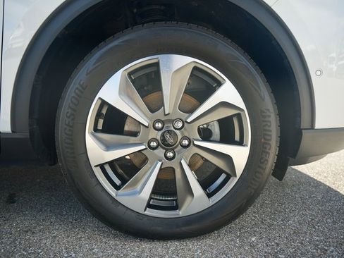 Used 2024 Ford Escape Platinum w/ Premium Technology Package image 38