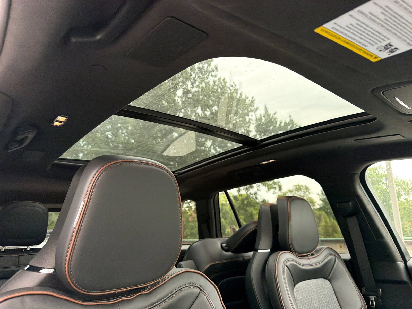 New 2027 Lincoln Aviator Black Label w/ Black Label Special Edition AWD/4WD image 13