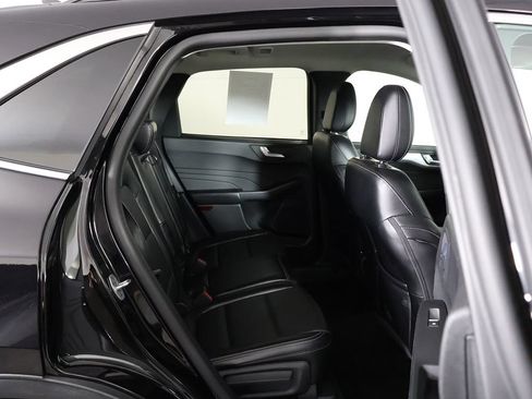 Used 2024 Ford Escape Platinum AWD/4WD image 32