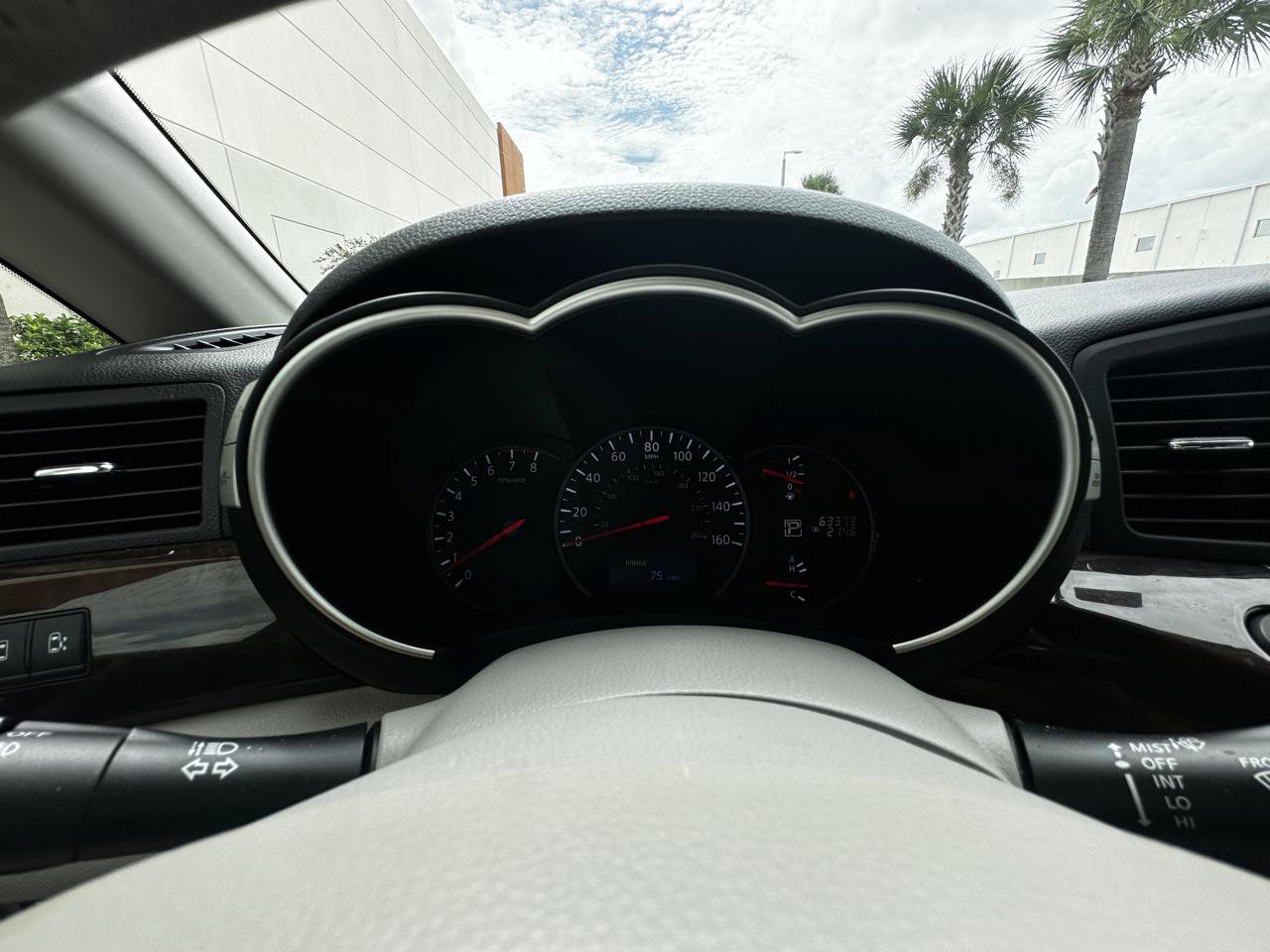 Used 2015 Nissan Quest SV w/ Leather Package FWD image 16