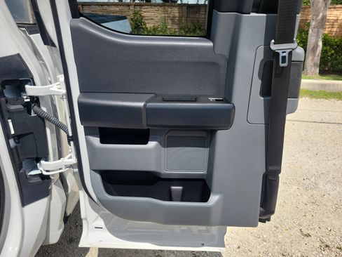 Used 2022 Ford F150 XL w/ Equipment Group 101A High RWD image 34