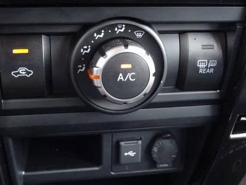 Used 2024 Toyota 4Runner TRD Off-Road Premium image 33