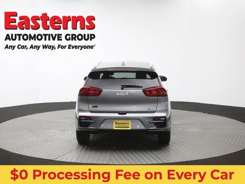 Used 2022 Kia Niro EX FWD image 38