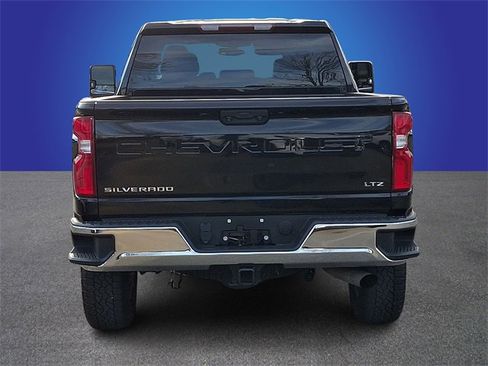 Used 2023 Chevrolet Silverado 2500 LTZ w/ Z71 Off-Road Package image 5