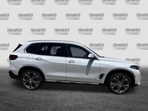 New 2026 BMW X5 sDrive40i RWD image 11
