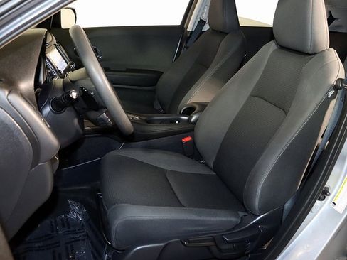 Used 2022 Honda HR-V EX image 4