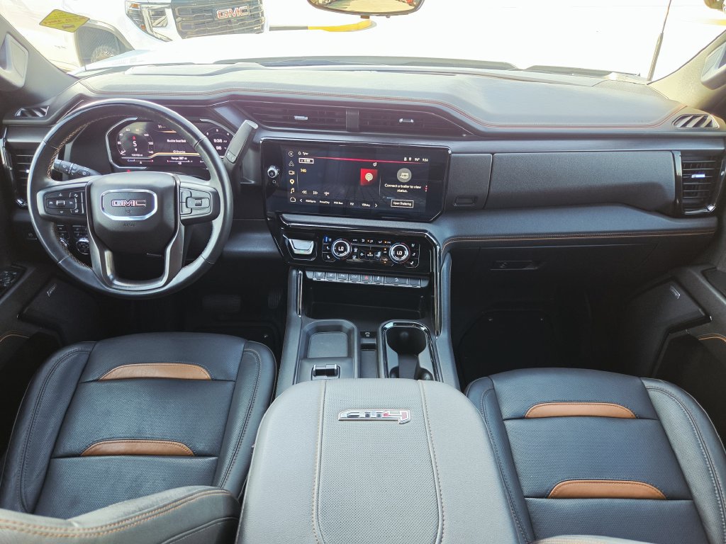 Used 2024 GMC Sierra 2500 AT4 w/ AT4 Premium Plus Package AWD/4WD image 11
